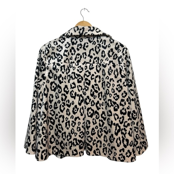 Chicos | Animal Print Faux Fur Jacket | Womens Size 2 / Medium - Picture 4 of 4